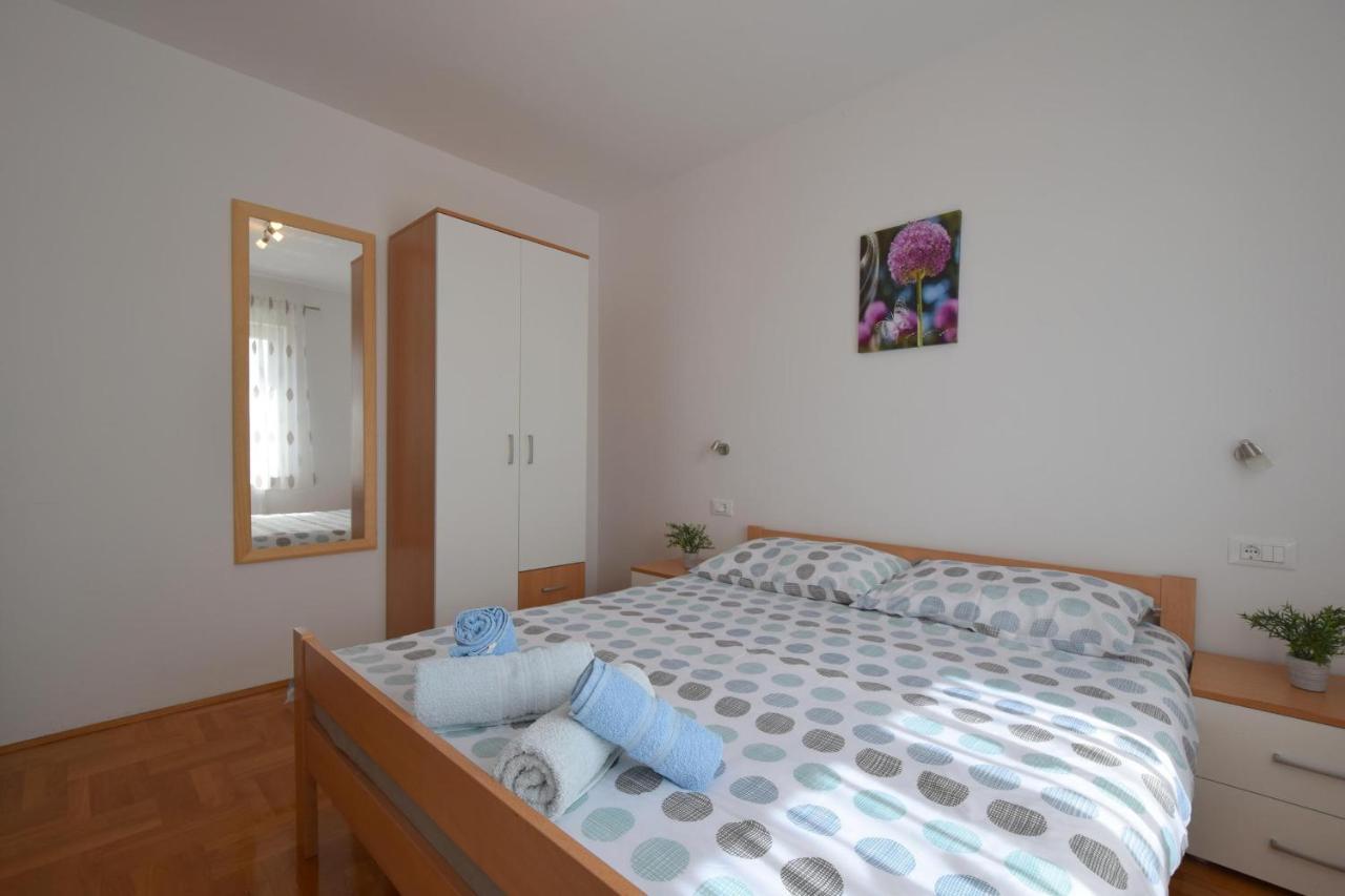 Apartment Baran Čižići Esterno foto