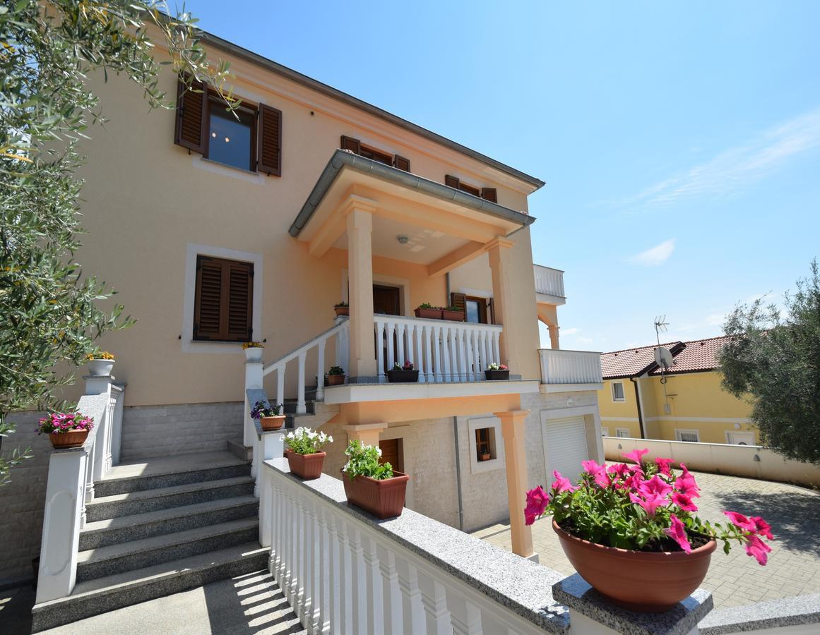 Apartment Baran Čižići Esterno foto